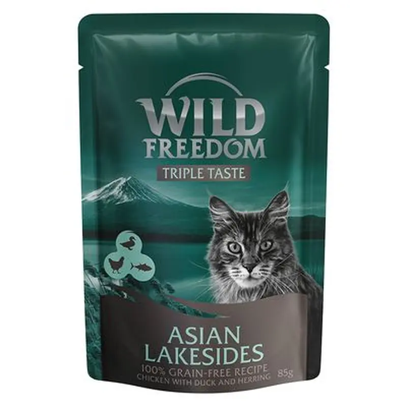 Wild Freedom Triple Taste Pouches 8 x 85g - European Highlands (Chicken, Salmon & Lamb)