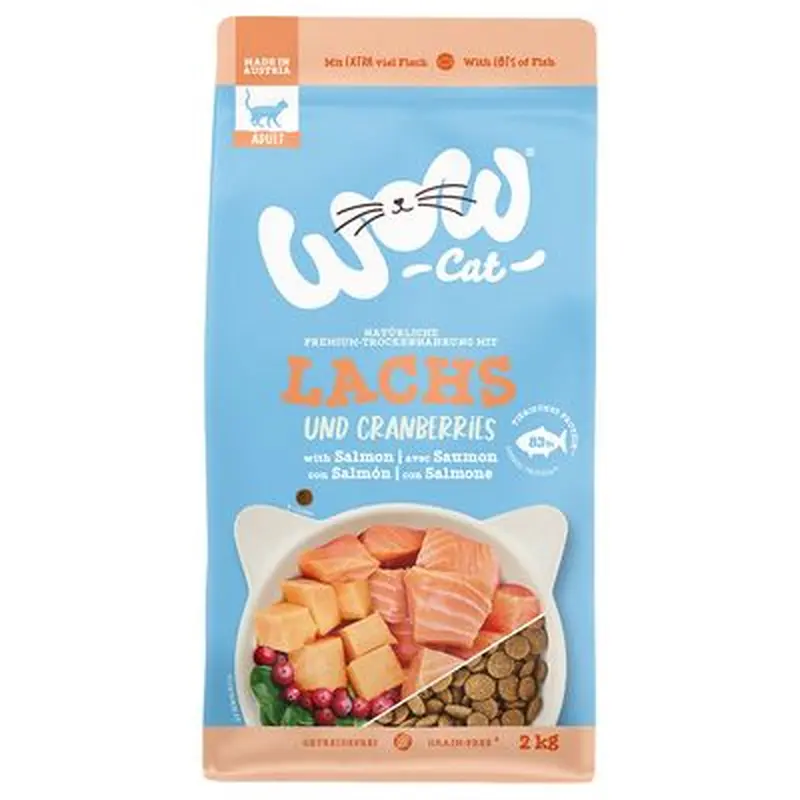 WOW Cat Adult with Salmon - 2kg