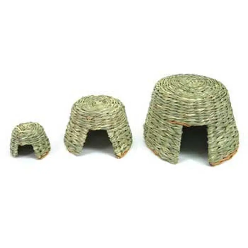 Ware Nature Hut Medium 8" 