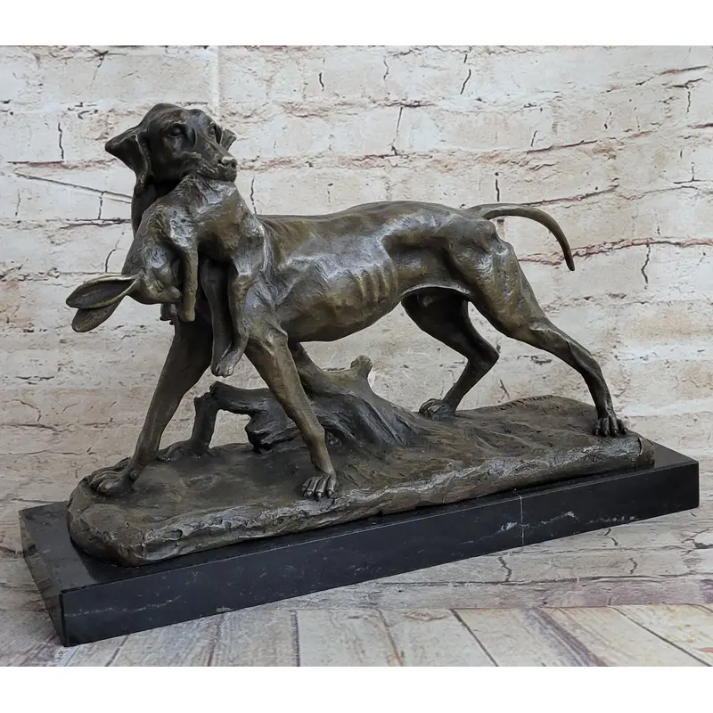 Hot Cast Bronze Sculpture of Hunting Dog Retriever with Rabbit in Mouth