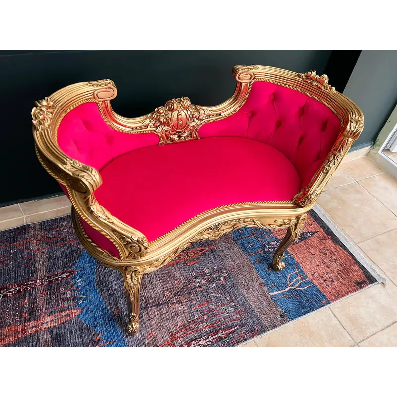 The Royal Pet Bed